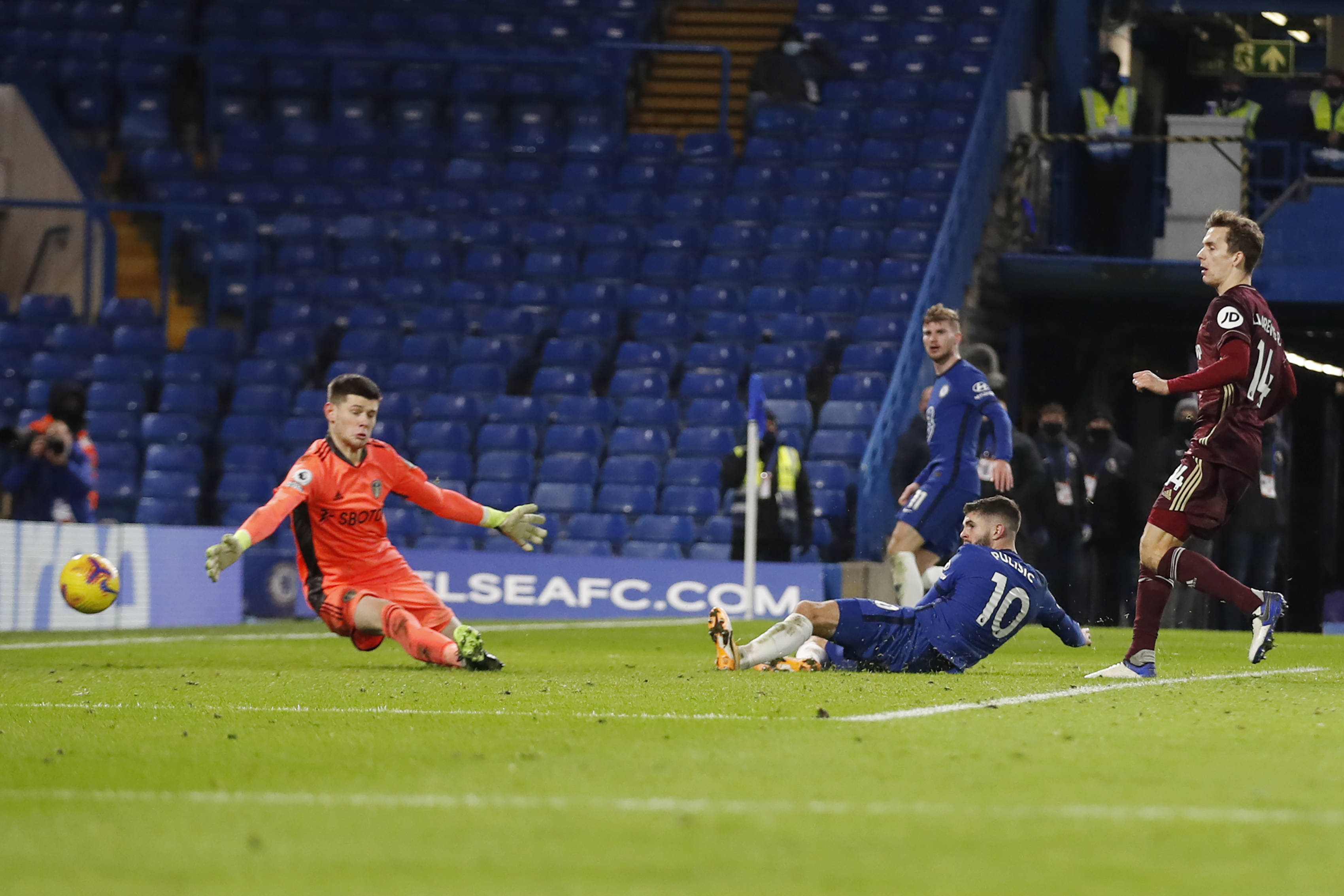 聞發布會上 聞發布會上