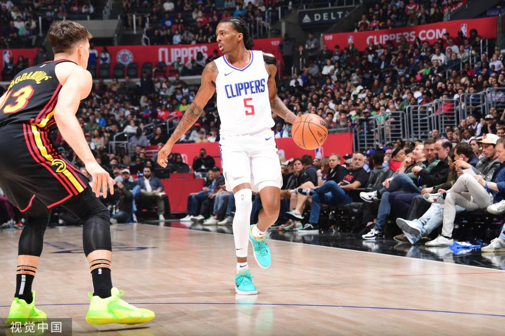 他面临着极 他面临着极